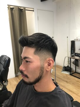 バーバーショップ フラットワークス(BARBER SHOP FLAT WORKS) フェード