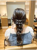 巻き下ろし　ヘアセット　ロング　ビジューアクセ