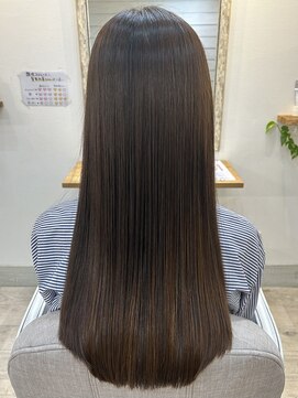 フチュール(futur) ツヤツヤ酸性ストレート