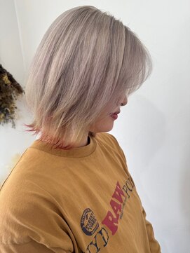 コハク(kohak) ホワイトベース裾カラー