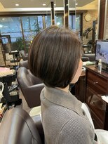 キャラ 池袋本店(CHARA) 大人ボブとAVEDAカラーでツヤのあるアッシュに！【ウルフ/大村】