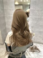 アクション 心斎橋店(ACTION)&nbsp;20代30代レイヤーカット　ブリーチ無しオリーブベージュ