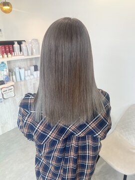 イロアイ(iro I) グレージュカラー