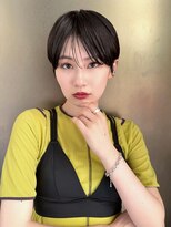 ミンクス ギンザ セントラル(MINX ginza central) 大人黒髪耳だしマッシュショート 暗めカラー