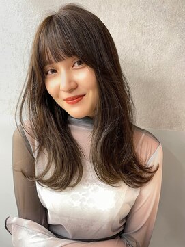 ジーナ 福岡天神(Zina) ミディアムヘア/暗めカラー/デザインカラー/髪質改善