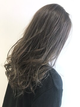 コワファースト  させぼ五番街店(COIFF1RST) 今トレンドのグレージュカラー