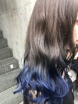 ビヨンドイー(beyond E)&nbsp;ハイトーングレージュ裾カラーブルー