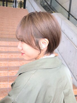 ジアン バイ ミルボン NU茶屋町+(GIEN by milbon) 丸みが可愛い！こだわり耳掛けおしゃれショート！20代30代40代