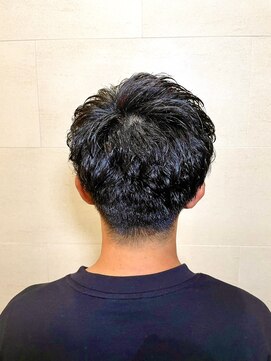 グレイスフル バーバープラチナム 六本木店(Graceful Barber platinum) 黒髪刈り上げアップバング束感ショート【ツーブロック】