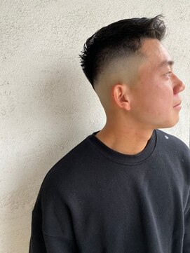 セッヂ バーバースタヂオ(SEDGE Barber Studio) アップバング スキンフェード[小岩バーバー]