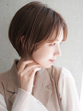 カライング(ing) 大人可愛い20代30代40代黒髪前下がりショートボブ丸みショート◎