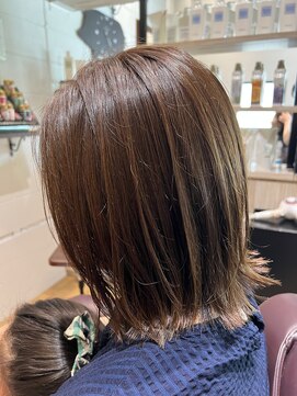 チアー ヘアリラクゼーション(cheer HAIRRELAXATION) アッシュベージュで軽めボブ