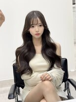 アフロートリノ(AFLOAT Leino)&nbsp;大人可愛い　韓国くびれ　くびれヘア　レイヤーカット　似合わせ