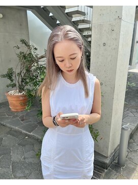 ローウェ 三軒茶屋(Louwe) 三軒茶屋/System/イルミナ/ブリーチ/インナー/韓国/髪質改善