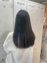 ナンバー ユアイロ 川崎(N° uairo)&nbsp;【池田】シルバーカラー