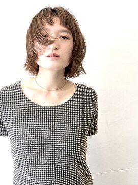 ココ 原宿(KOKO) ボブ黒髪小顔クラゲヘアーオリーブグレーココアベージュ