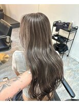 ブレンド 渋谷(BLend)&nbsp;ハイライトブルージュマチルダボブインナーグレージュ前髪