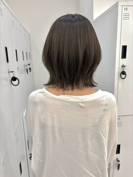 サンド 大阪梅田(sand) @morii_sandボブウルフ/黒髪/ネビージュ/小顔/ワンレン/大阪梅田