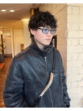 トローノ 栄(TRONO) メンズラフパーマ