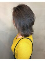 イロ ジェイアール JR奈良店(IRO) 暗髪グレージュ×外ハネくびれウルフボブ