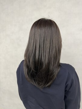 アース 新越谷店(HAIR&MAKE EARTH) ミディアムレイヤー×暗髪グレーカラー