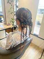 アンジュールリバティー(UN JOUR LIBERTY) 結婚式お呼ばれヘアアレンジ