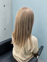 グラッジ 池袋(GLADGE) ハイトーンだからこそ叶うミルクティーグレージュ