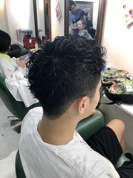 ヘアアンドメイク スタジオ ラプラス(HAIR&MAKE STUDIO rapLus) 『刈り上げパーマ』