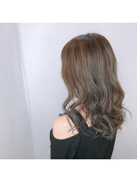 ヘアメイク ミチ 富田店(HAIRMAKE MICHI) 【stylist : 古作蓮】シナモンアッシュ