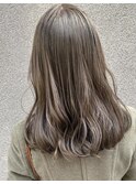 ミルクティーベージュ