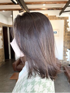 シュシュ(chou chou) ラベンダーブラウン×外ハネミディ