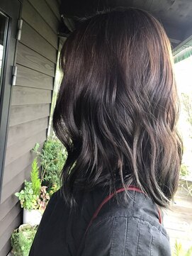 ナンバーエイト(number eight) 大人気☆艶髪寒色ダークシルバー☆暗髪韓国ウェーブ20代30代