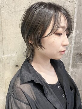 イデア(idea) 【ショートウルフ×デザインカラー】ヘアスナップ・山下
