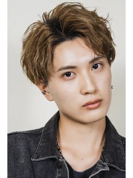 オーシャントーキョー 大阪(OCEAN TOKYO) 波巻きパーマメンズツイストスパイラルパーマツーブロック