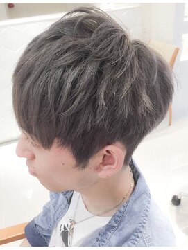 デイズ(days) ブリーチデザイン×アッシュグレー　ツーブロックマッシュ