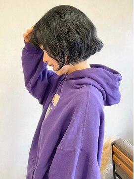 ミュラ(mulah) ブルーグリーン寒色カラーくせ毛活かしボブ＊透明感カラー