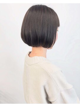 モリオ(morio) ◯大人ナチュラルダークグレージュボブ