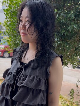 ヒルズ(BiBi hills) 高知 南国市 20代30代40代 ウルフパーマ レイヤーパーマ