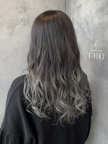 シェリール(CHERiR)&nbsp;冬カラーハイトーン×シルバーアッシュグラデ―ジョンカラー