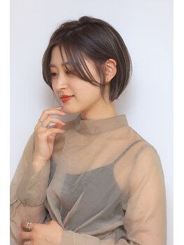 シェノン 赤羽店(CHAINON)の写真/大人女性の魅力を引き出す、上品な顔周りカットや似合わせ前髪カットで印象チェンジ。
