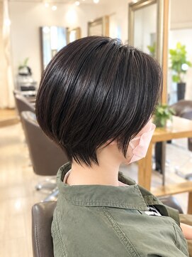 髪質改善サロン WE BE PARSLEY atre 川越店【ウィービーパセリアトレ】 艶髪ダークカラーのくびれショートボブ