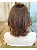 大人くびれミディ(マッシュくびれヘアメルティカラー