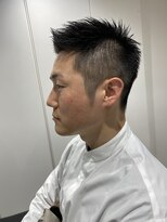 ドルクス 日本橋(Dorcus)&nbsp;6ミリ刈り上げビジネスショート　アップバング　神保町　茅場町