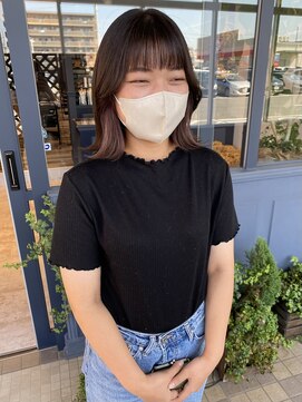 リッタ 多治見(Ritta) くびれヘア×イヤリングカラー