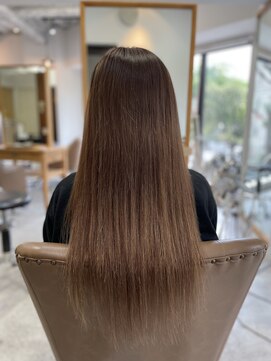 フツーロ 栄(FUTURO) ブラウンスタイル！！