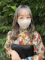 ガーランド (Garland) ベージュカラー/ミディアムレイヤー/シースルーバング/表参道