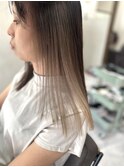 【ミルクティーベージュ】ロングのインナーからーに...