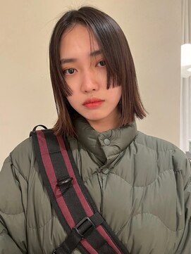 ルノ(RUNO) ぱつっとボブ・ショート/タッセルボブ/くびれ/20代/ぱっつん