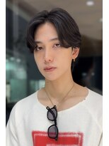 エレノア 新宿新南口(Eleanor)&nbsp;メンズウルフ/毛流れセンターパート