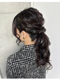 華やかなローポニー